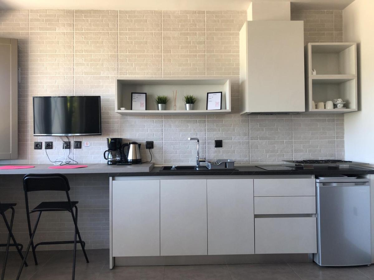 Siviri Suites 外观 照片