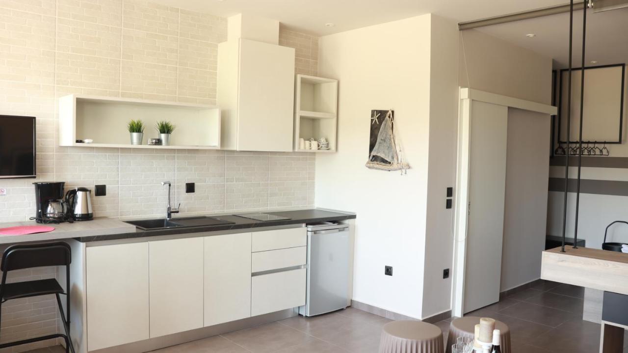 Siviri Suites 外观 照片